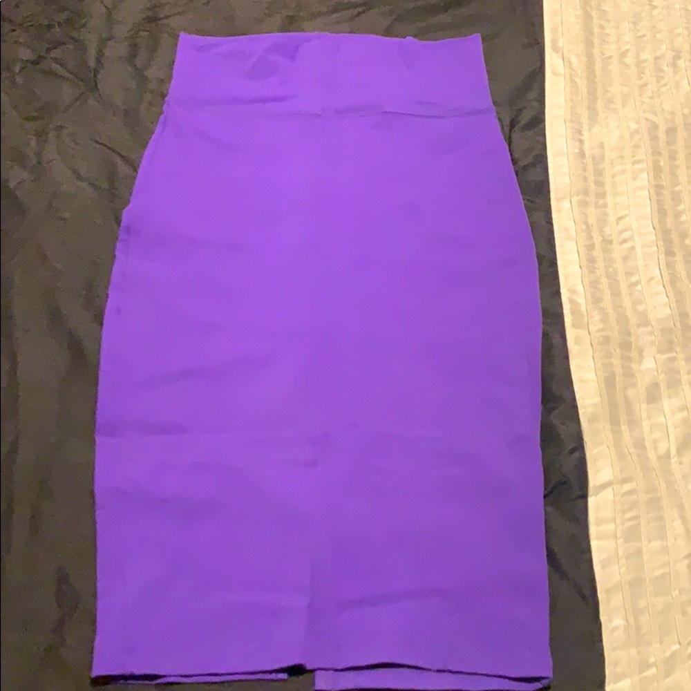 Bebe skirt